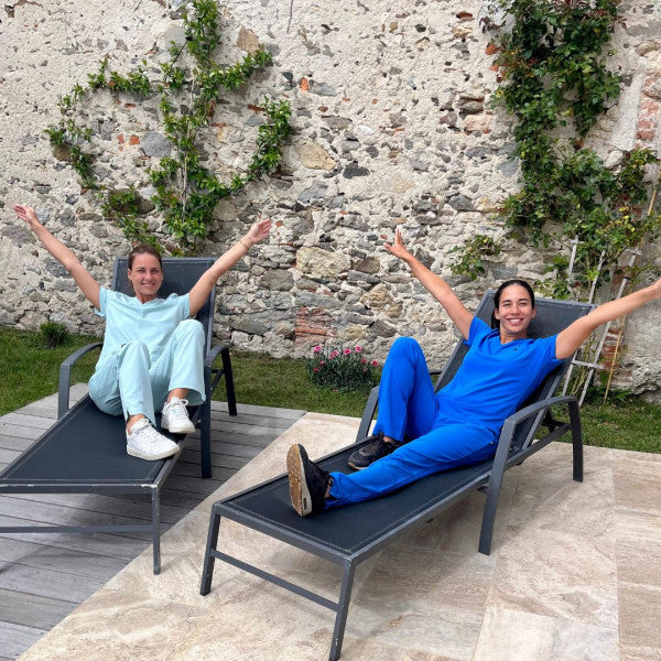 Summer Medical Uniform: Our Advice for Staying Cool and Comfortable!