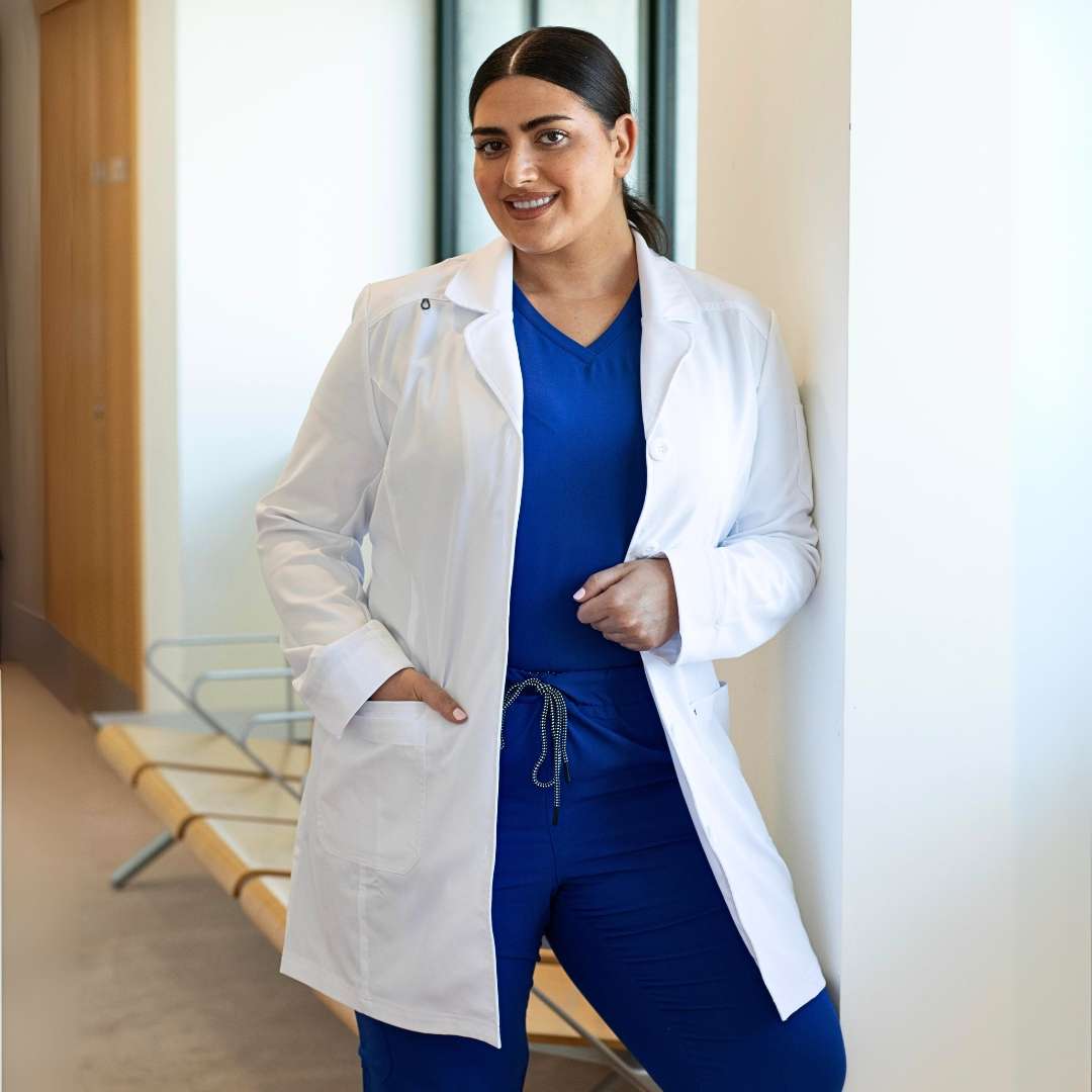 Cosmetology lab coat online